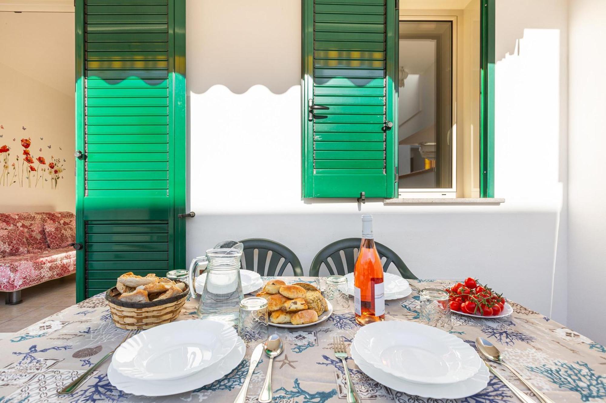 Blusea Beach Apartments Сан-Пьетро-ин-Беванья Экстерьер фото